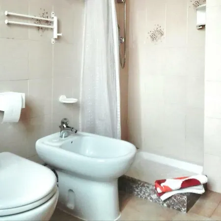 بيت للعطل Casa Mandicosu *
